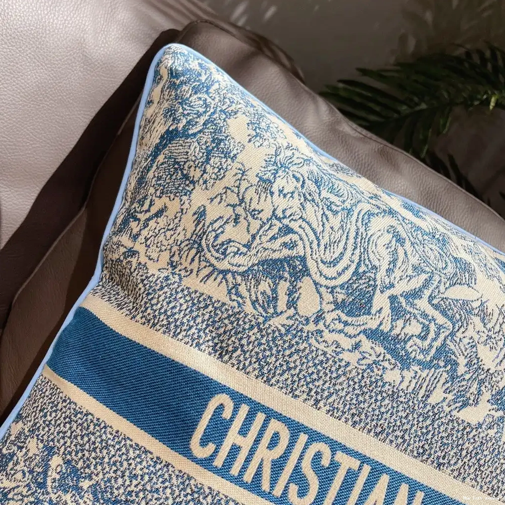 2.0 THROW PILLOW CHRISTIAN 0527